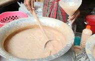 রমজানে তুঙ্গে সিরাজগঞ্জ সলপের ঘোলের চাহিদা, জমজমাট বেচাকেনা