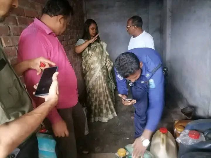 বীরগঞ্জে বেশি দামে পেট্রোল-ডিজেল বিক্রি, দুই দোকানে ১০ হাজার টাকা জরিমানা