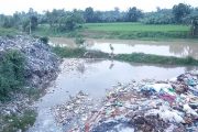 রাজশাহী শহরের সমস্ত বর্জ্য যায় পদ্মা নদীতে