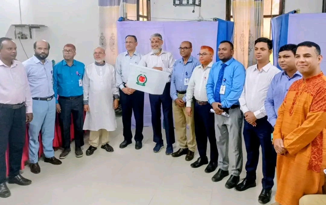 উৎসবমুখর পরিবেশে কারমাইকেল কলেজ শিক্ষক পরিষদ নির্বাচন-২০২৬ অনুষ্ঠিত