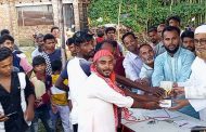 বীরগঞ্জে ঐতিহ্যের রঙে মুখর উত্তর সাদুল্যাপাড়া, অনুষ্ঠিত হলো ‘সাপ দিয়ে পাতা’ খেলা