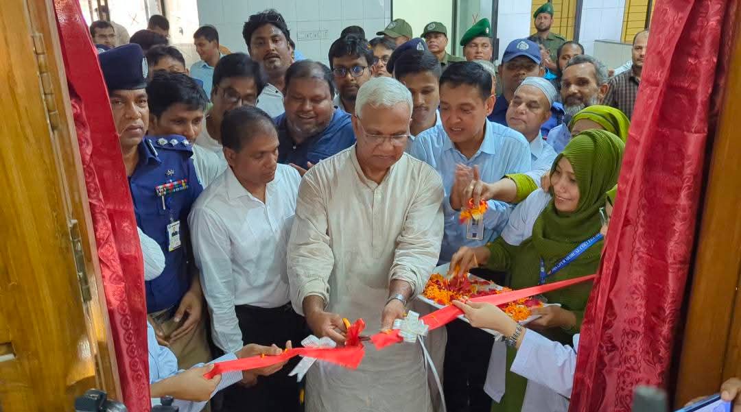২০ বছর পরে দিনাজপুর মেডিকেল কলেজ হাসপাতালের শয্যা বৃদ্ধি করলেন বর্তমান প্রধানমন্ত্রী  -মন্ত্রী অধ্যাপক ডাঃ এজে এম জাহিদ হোসেন