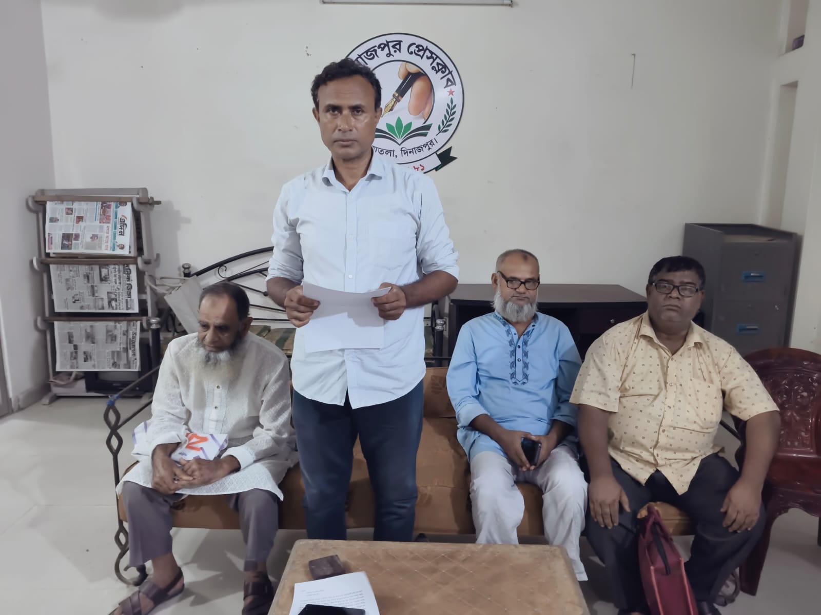 সমিতির অর্থ আত্মসাতের অভিযোগ, মিথ্যা মামলায় হয়রানির প্রতিবাদে সংবাদ সম্মেলন