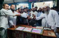বীরগঞ্জে বলাকা ফ্রেন্ডস ক্লাবকে ফুটবল উপহার দিলেন রাশেদুন নবী বাবু